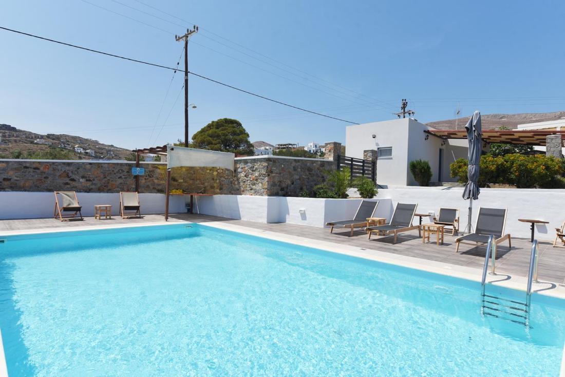 Flora'S Beach And Pool Villa In Syros Liaropá Zewnętrze zdjęcie