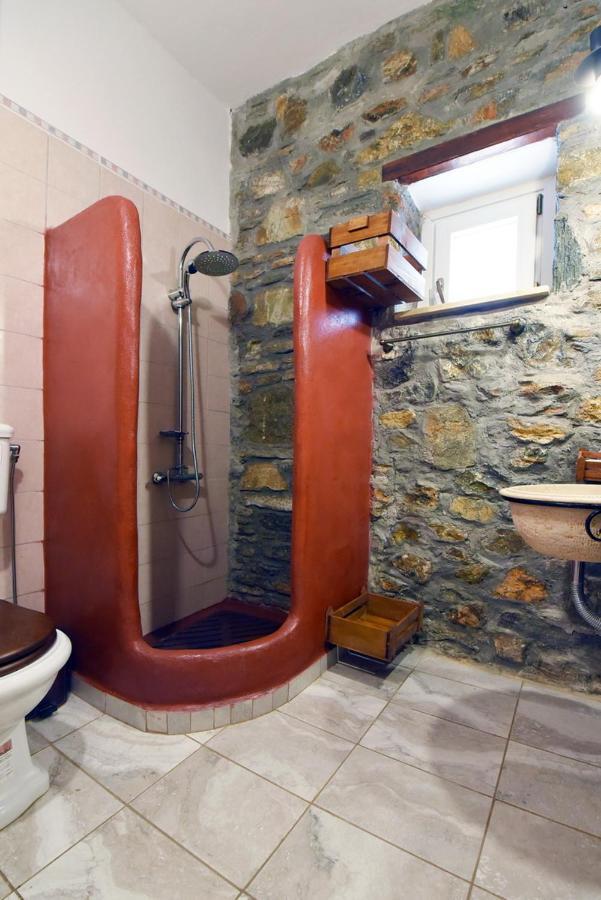 Flora'S Beach And Pool Villa In Syros Liaropá Zewnętrze zdjęcie